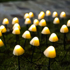 Decoratiune solara cu 30 de lampi in forma de ciuperca