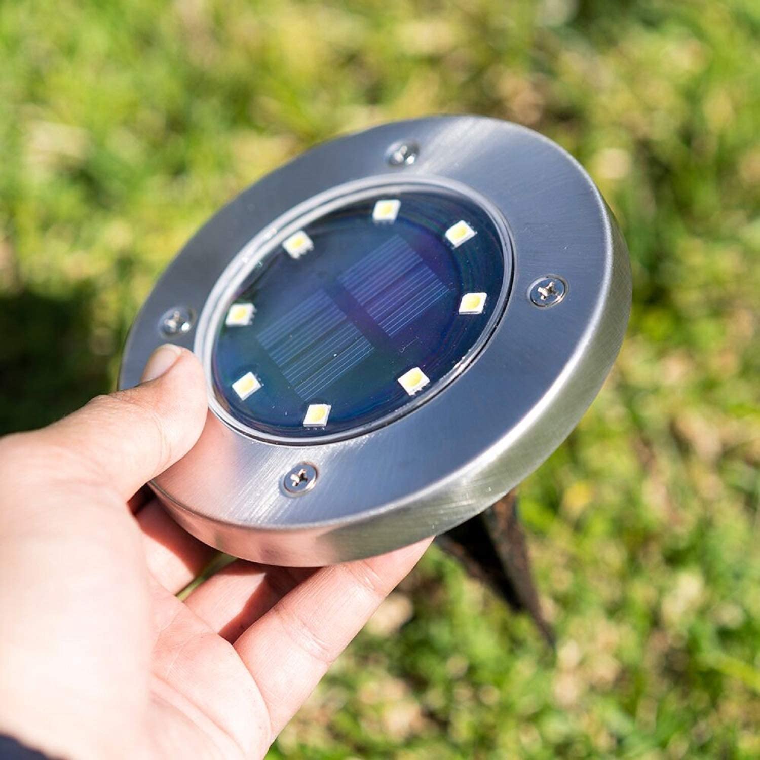 Set 4 lampi solare pentru poteca, cu 8 leduri si senzor de lumina, cu fixare in sol Imagine secundară a produsului