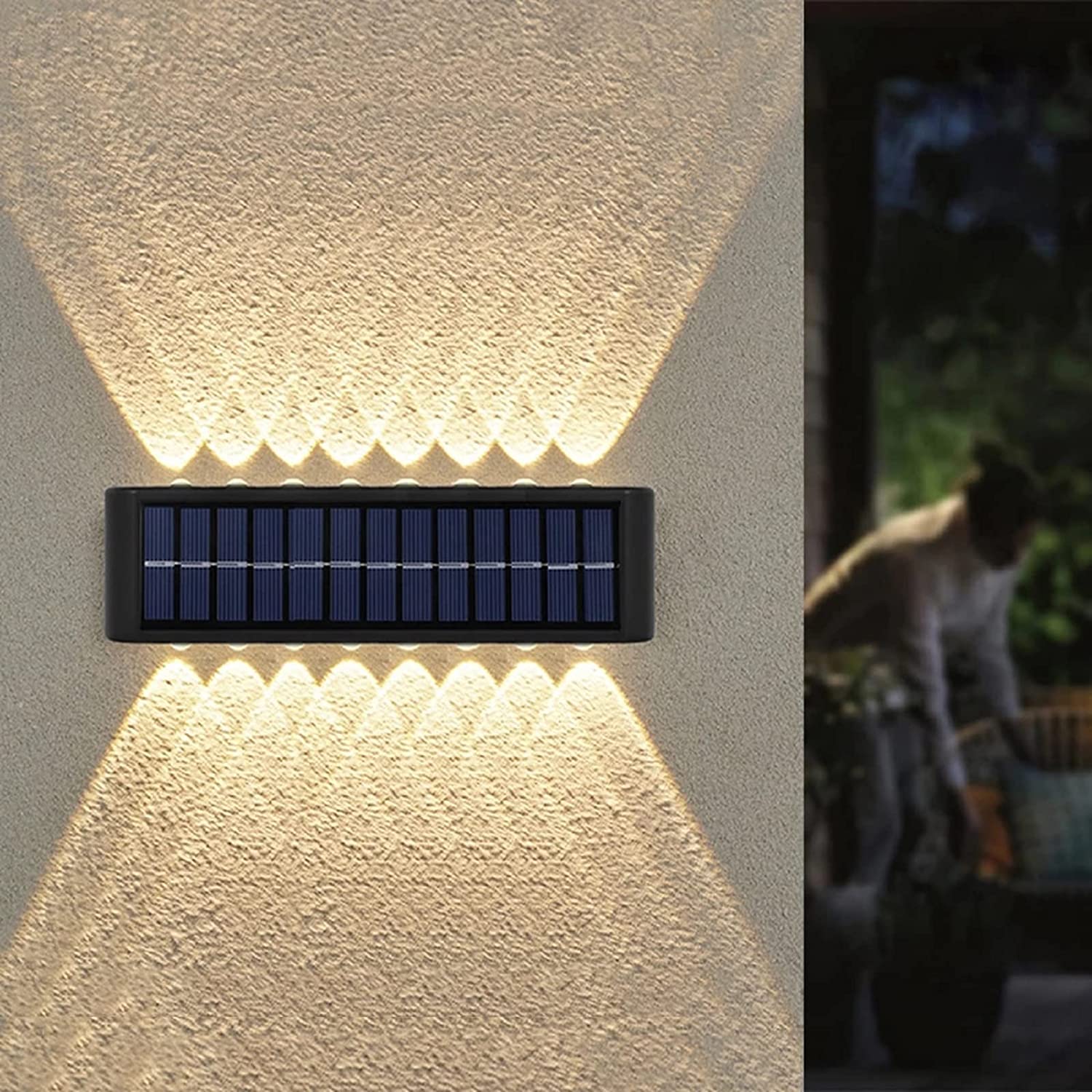 Set 2 lampi solare de perete cu iluminare sus si jos 16 leduri Imagine principală a produsului