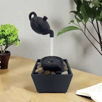 Fantana decorativa cu ceainic suspendat, alimentare USB si baterii, 27.5x11.7x11.7cm