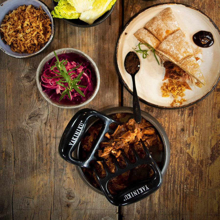 Set 2 gheare pentru carne si preparate pulled pork 11 x 11 x 2, 5 cm, Bear Paws