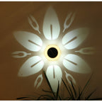 Lampă solara LED decorativa cu proiectie floare, IP65, 5W, alb rece, dimensiuni 12.5 x 6.5 cm