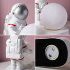 Lampă LED Astronaut cu Luna – Veioza ambientala pentru copii si decor modern